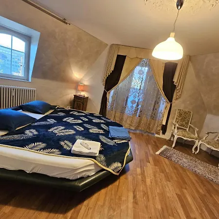 High-end In & Up To 7 Seats Cars Option Bed & Breakfast
